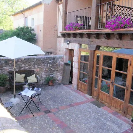 Rural El Adarve Hotel Ayllón